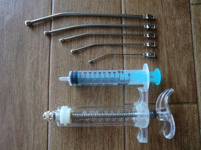 フィーディングニードル