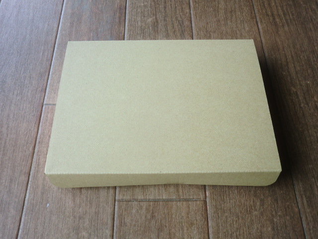 定形外郵便またはゆうパック送料着払いでの発送となります。